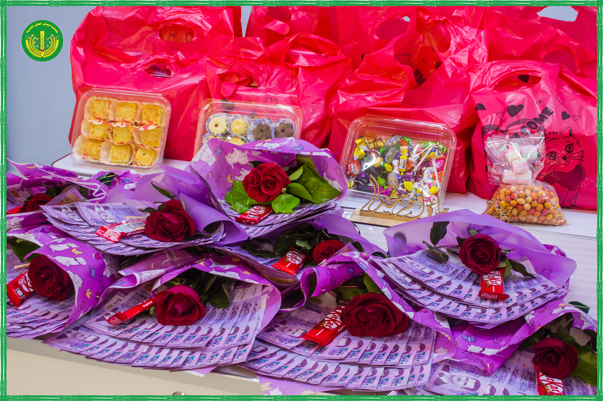 أجمل الصور من الهدايا والعيديات التي تم توزيعها على الأيتام من قبل بعض الكفلاء  😍.